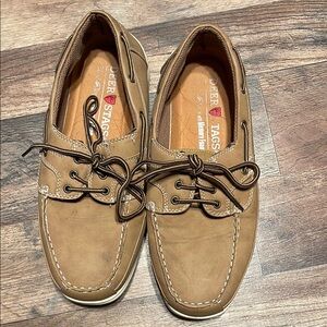 Deer Stags Tan and Brown Boat Shoes Moccasin Style